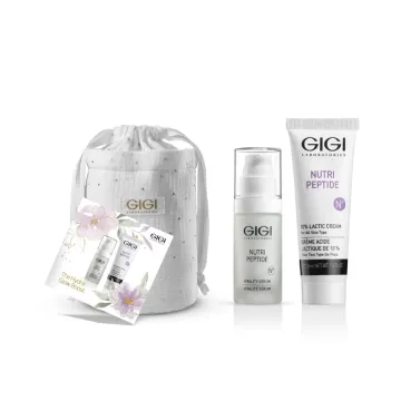 set for moisturizing and restoring facial skin